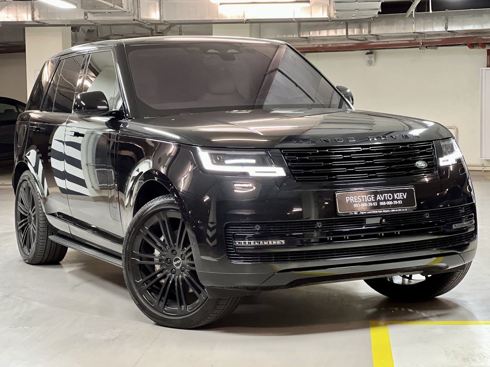 Land Rover Range Rover , 2023 г.  (код - 010)
