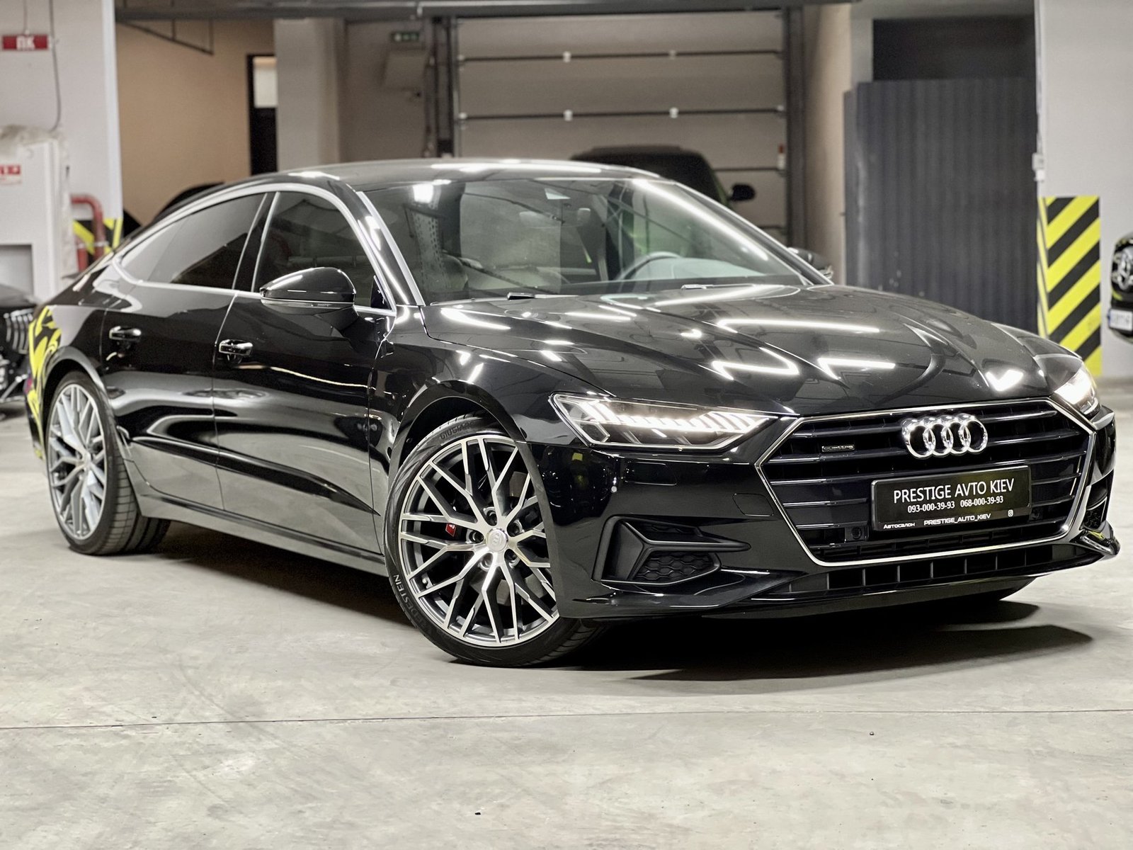 Audi A7 , 2018 г. (код - 023)