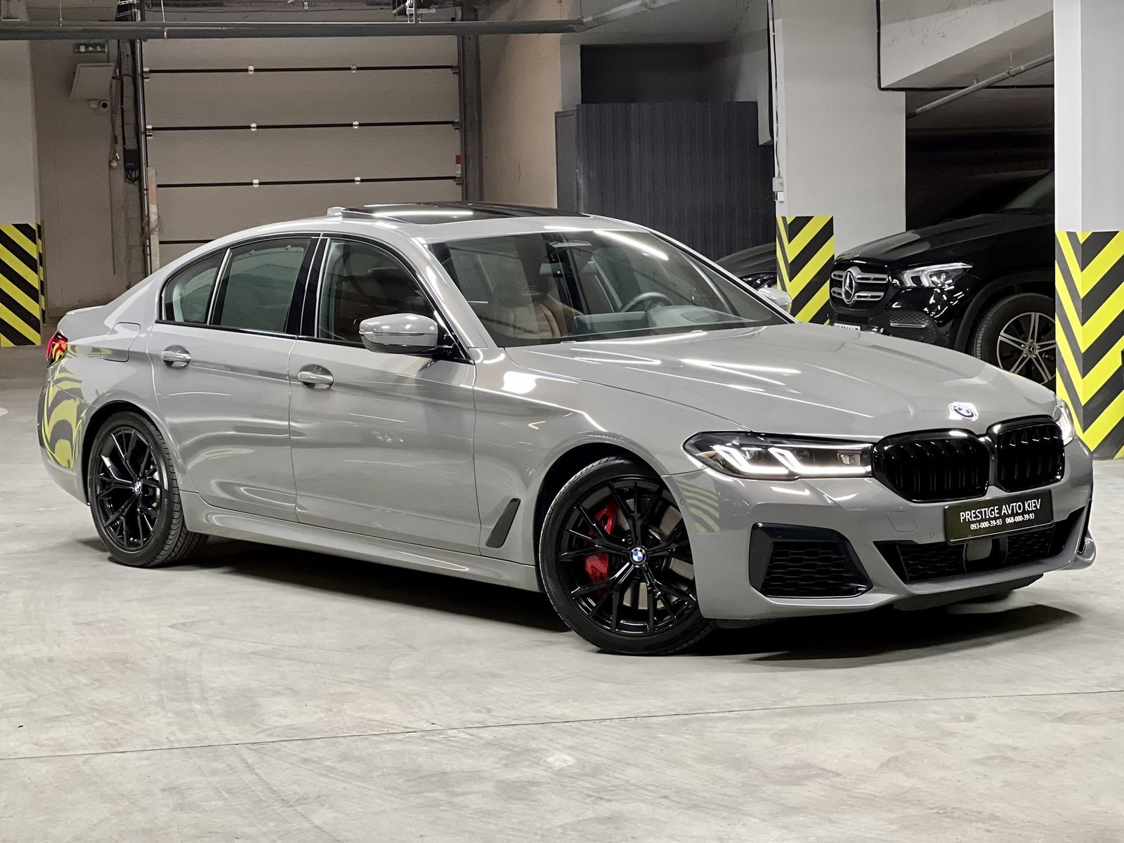 BMW 550 , 2020 г. (код - 037)