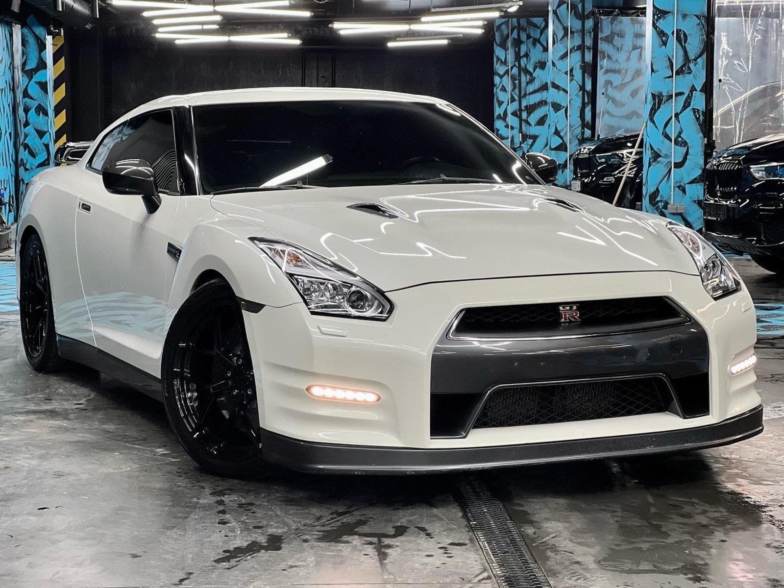Nissan GT-R , 2013 г. (код - 042)