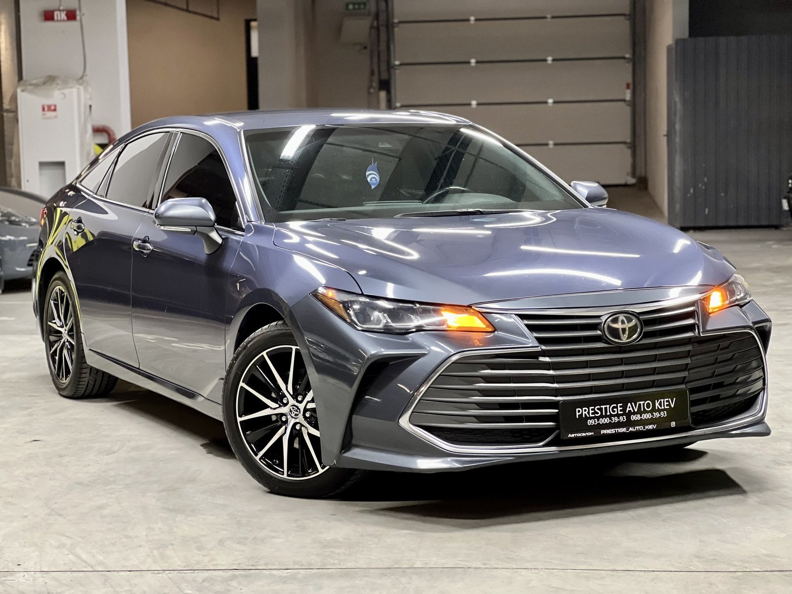 Toyota Avalon , 2018 г. (код - 043)