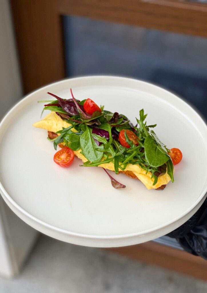 Сніданки цілого дня в La Farine