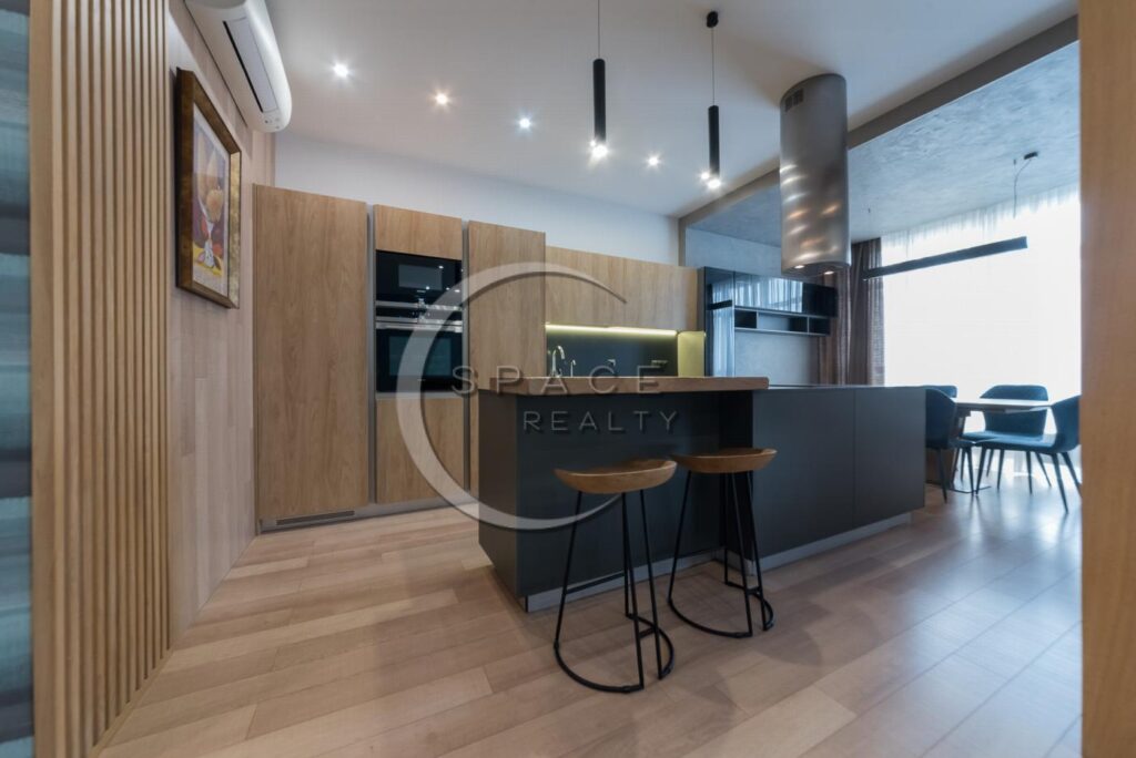 4к квартира (код 0590)