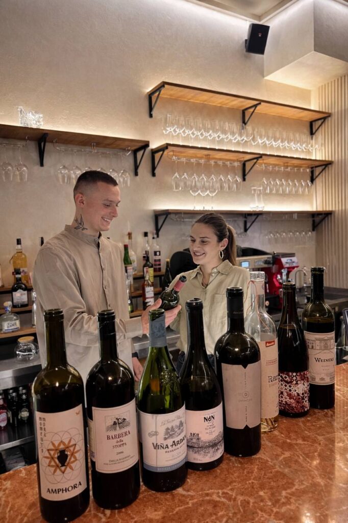 Відкрився новий винний ресторан Wine Love, на місці колишнього LAV Cafe